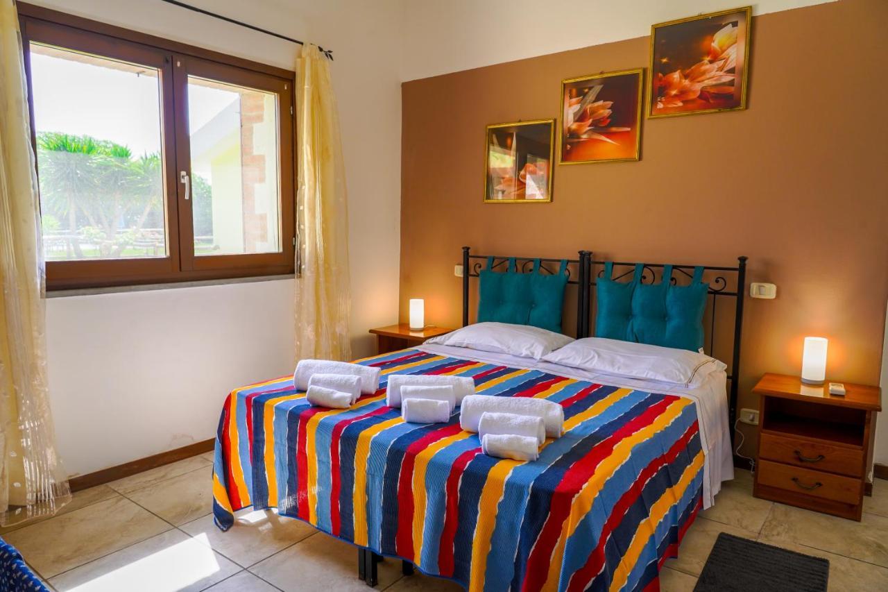 Agriturismo Il Roseto มารีนาดีกรอซเซโต ภายนอก รูปภาพ