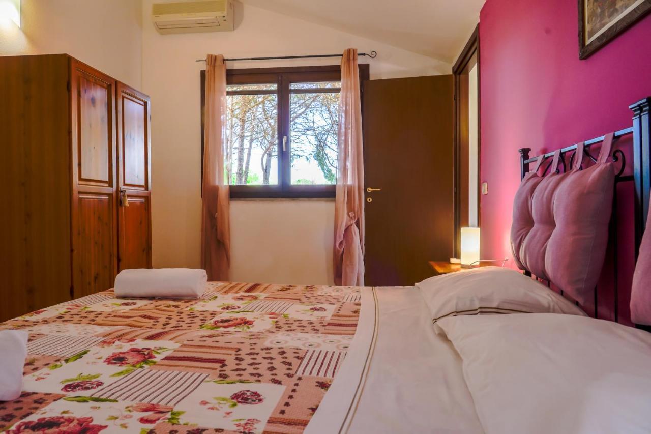 Agriturismo Il Roseto มารีนาดีกรอซเซโต ภายนอก รูปภาพ