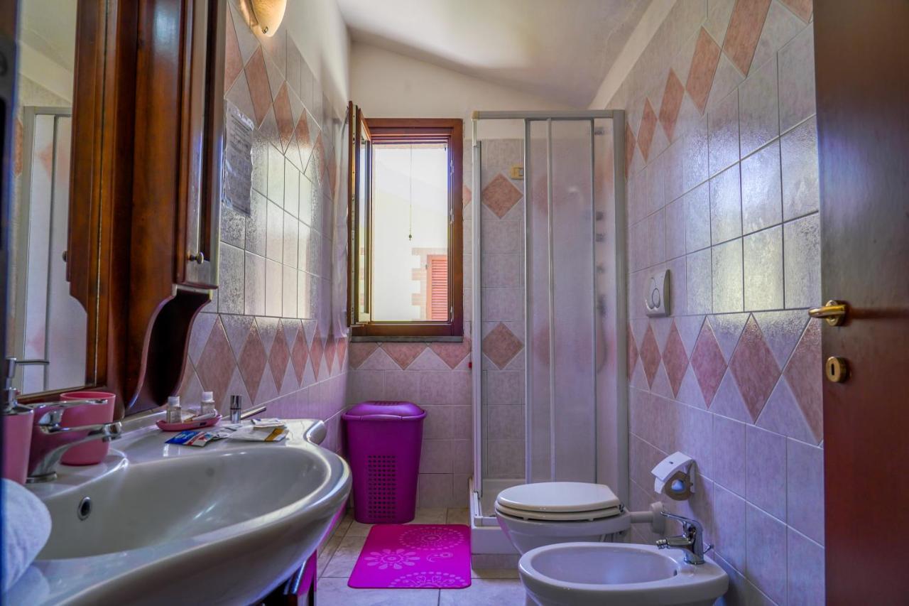 Agriturismo Il Roseto มารีนาดีกรอซเซโต ภายนอก รูปภาพ